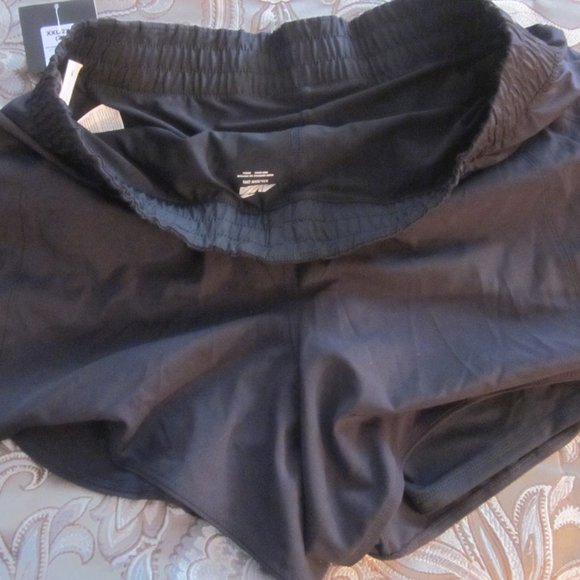NWT XXL (20)  Women's Active Running Shorts w/liner BLACK - Picture 4 of 6
